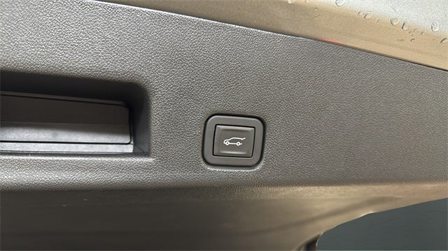 2025 Chevrolet Traverse LT 2LT