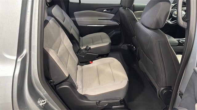 2025 Chevrolet Traverse LT 2LT