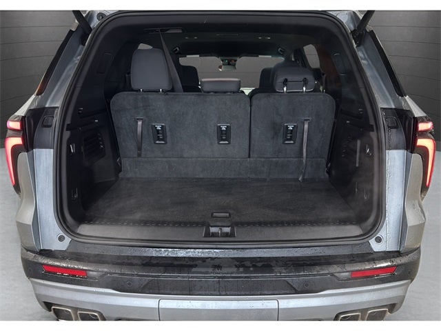 2025 Chevrolet Traverse LT 2LT