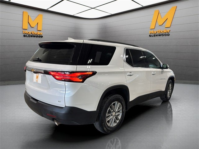 2023 Chevrolet Traverse LT Leather