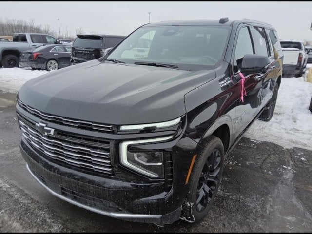 2025 Chevrolet Suburban High Country Deluxe Pkg w/Media