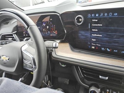 2025 Chevrolet Suburban High Country Deluxe Pkg w/Media