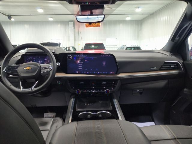 2025 Chevrolet Suburban High Country
