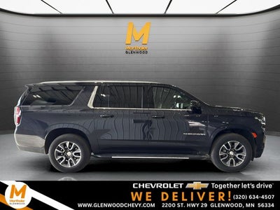 2022 Chevrolet Suburban LT W/ Luxury Package