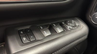 2022 Chevrolet Suburban LT W/ Luxury Package