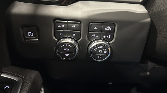 2024 GMC Sierra 3500HD Denali