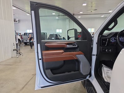 2024 GMC Sierra 2500HD Denali Ultimate