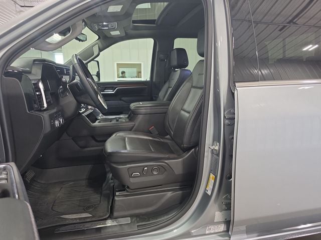 2025 GMC Sierra 3500HD Denali