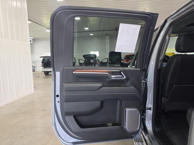 2025 GMC Sierra 3500HD Denali