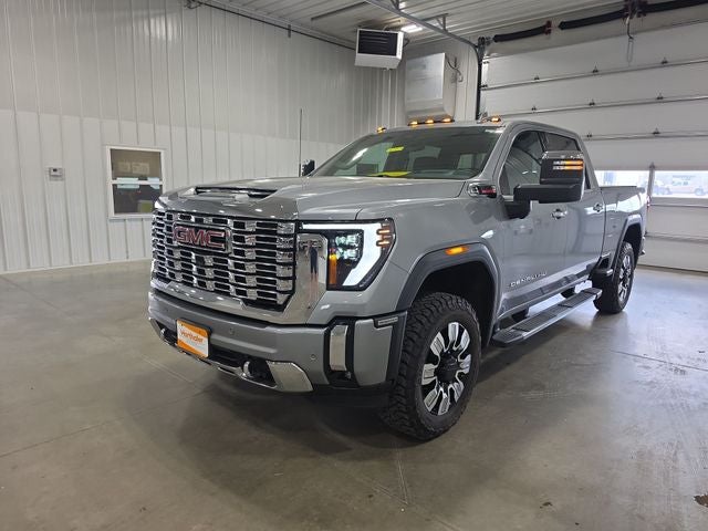 2025 GMC Sierra 3500HD Denali