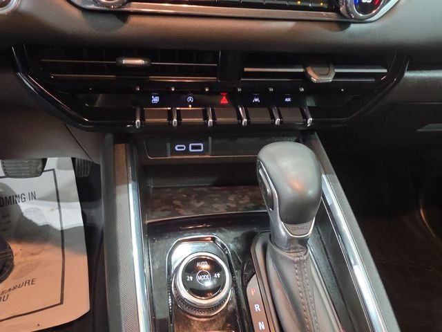 2025 GMC Canyon Elevation W/ Premium Package