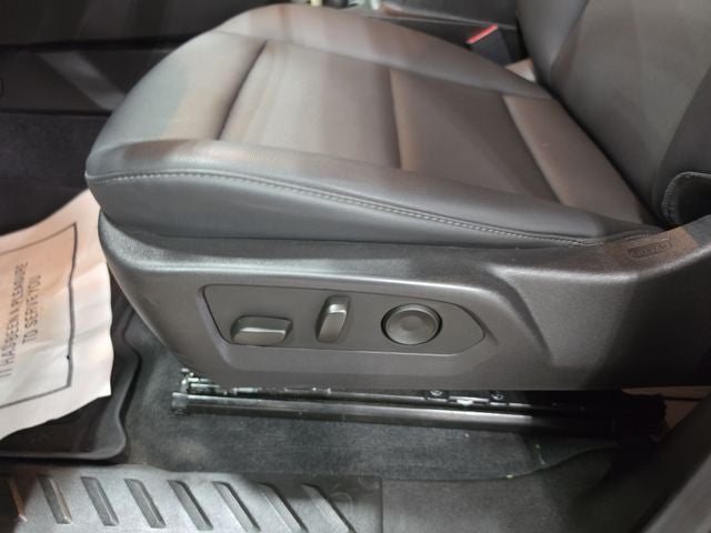 2025 GMC Canyon Elevation W/ Premium Package