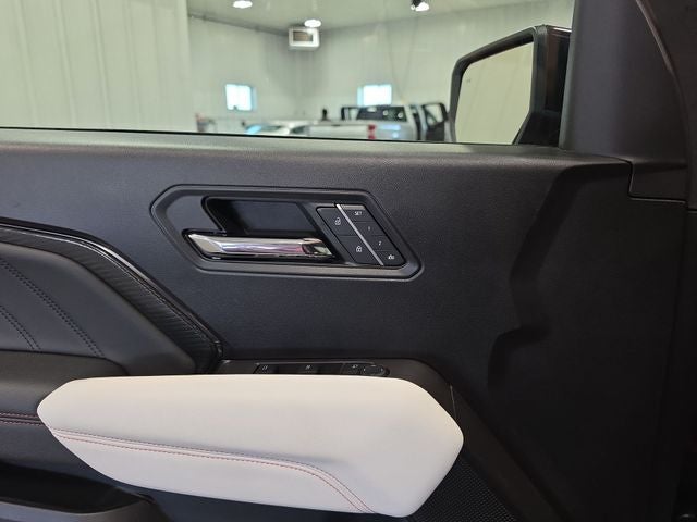 2025 GMC Canyon AT4X