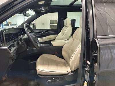 2023 Cadillac Escalade Sport