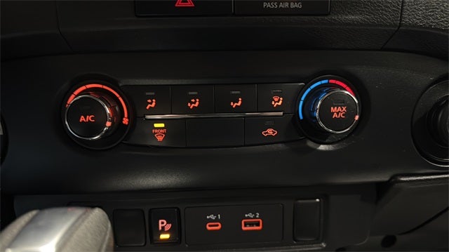 2022 Nissan Frontier SV