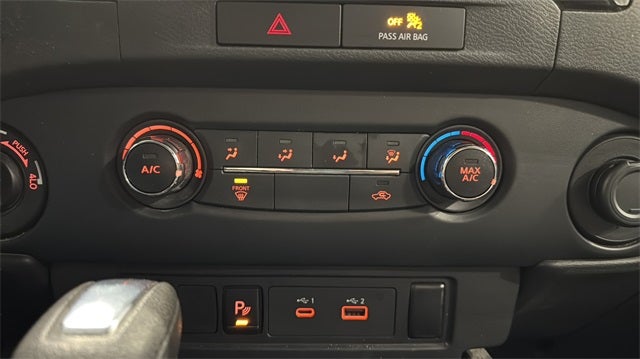 2022 Nissan Frontier SV