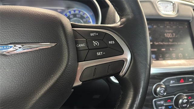 2015 Chrysler 300 Limited