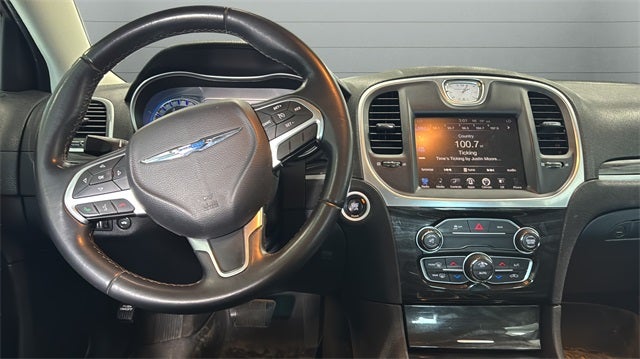 2015 Chrysler 300 Limited