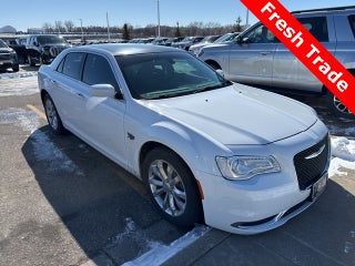 2015 Chrysler 300 Limited