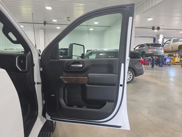 2023 Chevrolet Silverado 2500HD High Country