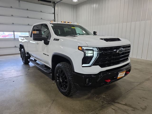 2025 Chevrolet Silverado 3500HD LTZ