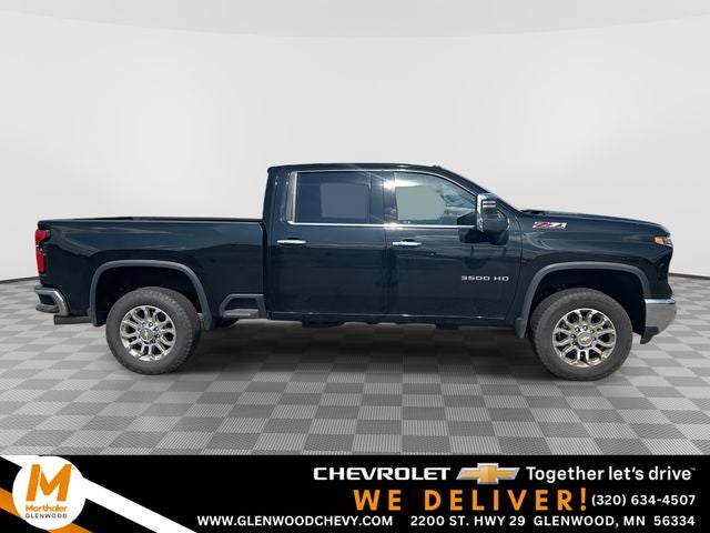 2025 Chevrolet Silverado 3500HD LTZ