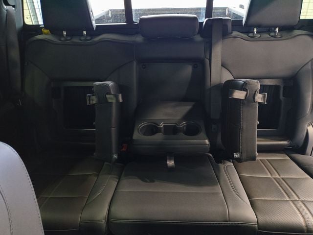 2025 Chevrolet Silverado 3500HD High Country Midnight Edition