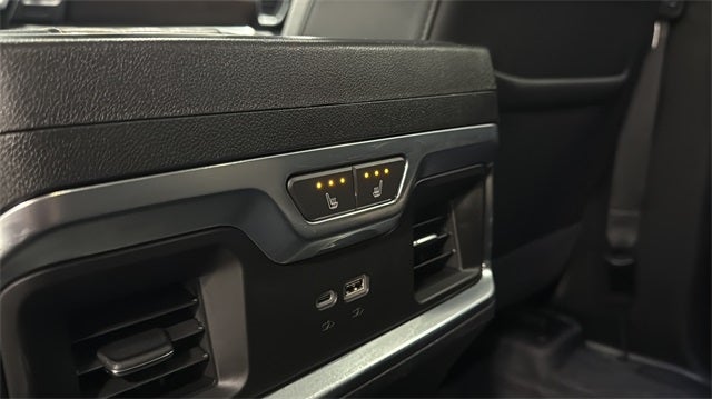 2023 Chevrolet Silverado 1500 High Country w/Tech Pkg