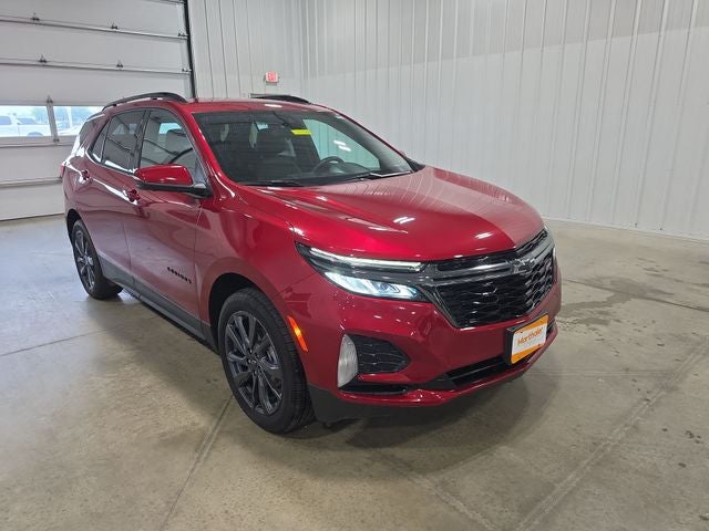 Used 2022 Chevrolet Equinox RS with VIN 2GNAXWEV8N6136602 for sale in Glenwood, Minnesota