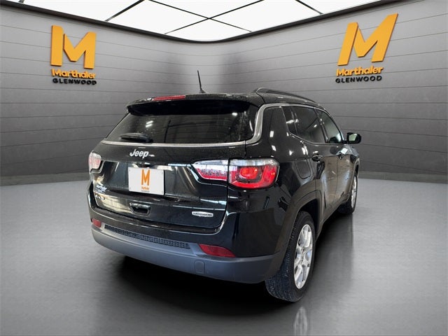 2024 Jeep Compass Latitude Lux