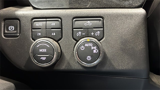 2025 Chevrolet Silverado 1500 LT LT1