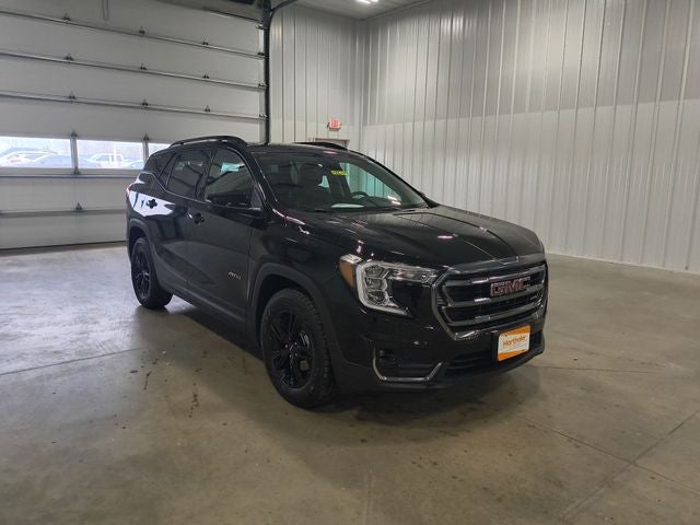 2024 GMC Terrain AT4