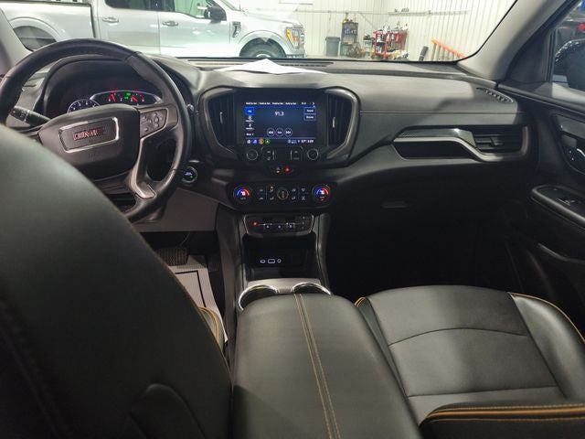 2024 GMC Terrain AT4