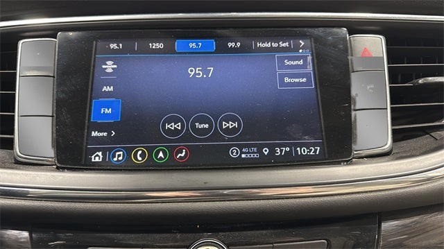 2022 Buick Enclave Essence