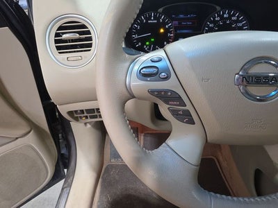 2015 Nissan Pathfinder SL