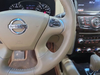 2015 Nissan Pathfinder SL