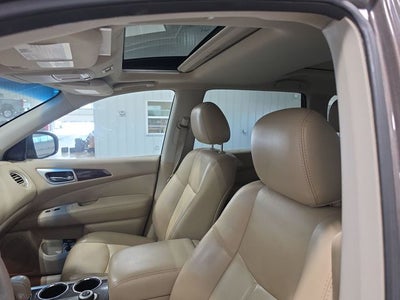 2015 Nissan Pathfinder SL