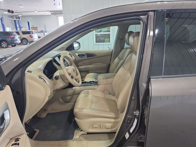 2015 Nissan Pathfinder SL