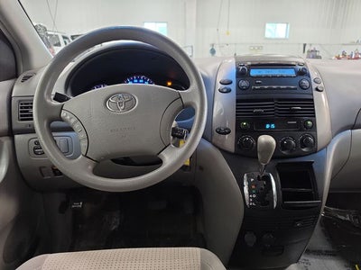 2007 Toyota Sienna CE