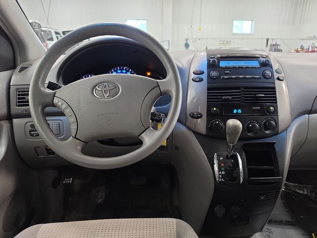 2007 Toyota Sienna CE
