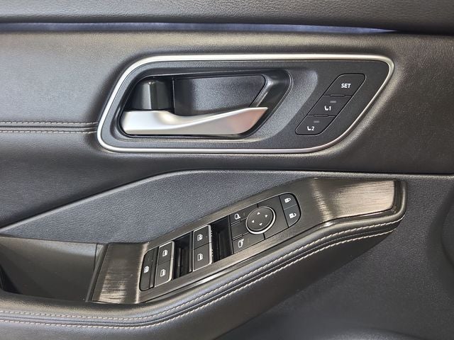 2024 Nissan Rogue Platinum