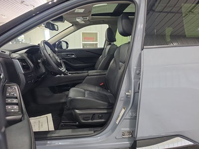 2024 Nissan Rogue Platinum