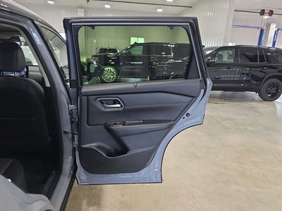 2024 Nissan Rogue Platinum