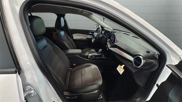 2025 Chevrolet Trax LT w/Convenience Pkg