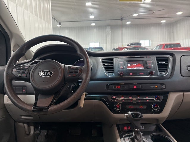 2016 Kia Sedona LX