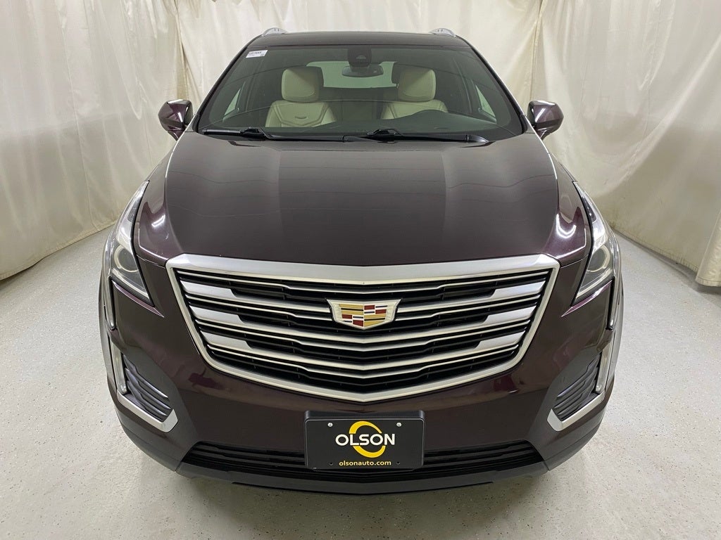 Used 2018 Cadillac XT5 Luxury with VIN 1GYKNDRS1JZ104557 for sale in Worthington, Minnesota