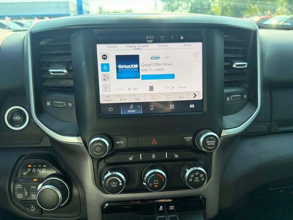 2023 RAM 1500 Big Horn Crew Cab 4x4 5'7" Box