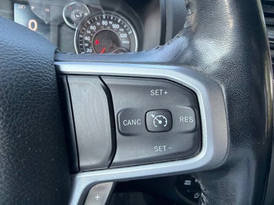 2023 RAM 1500 Big Horn Crew Cab 4x4 5'7" Box