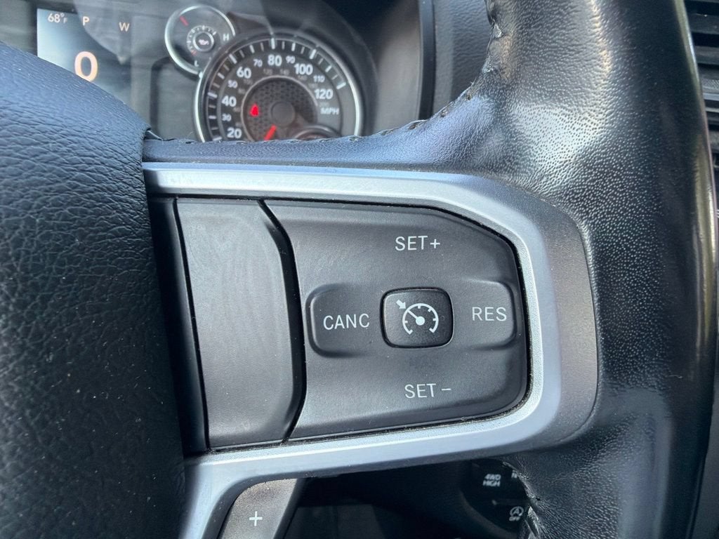2023 RAM 1500 Big Horn Crew Cab 4x4 5'7" Box