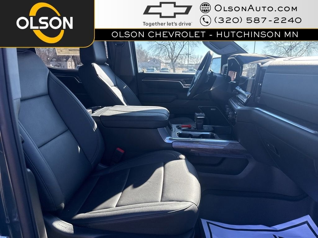 2025 Chevrolet Silverado 1500 LTZ